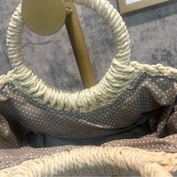 Woven Straw Half Moon Bag – Summer Rattan Crossbody Purse for Women - Picture 4 of 6